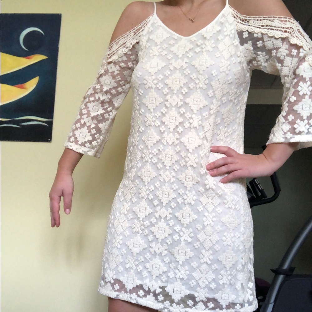 Ivory lace dress. NEVER BEEN WORN